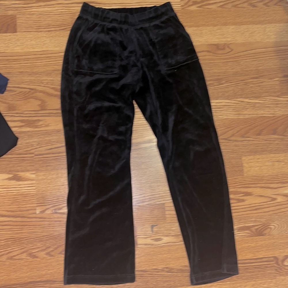 90s jogger pants. Size S.
